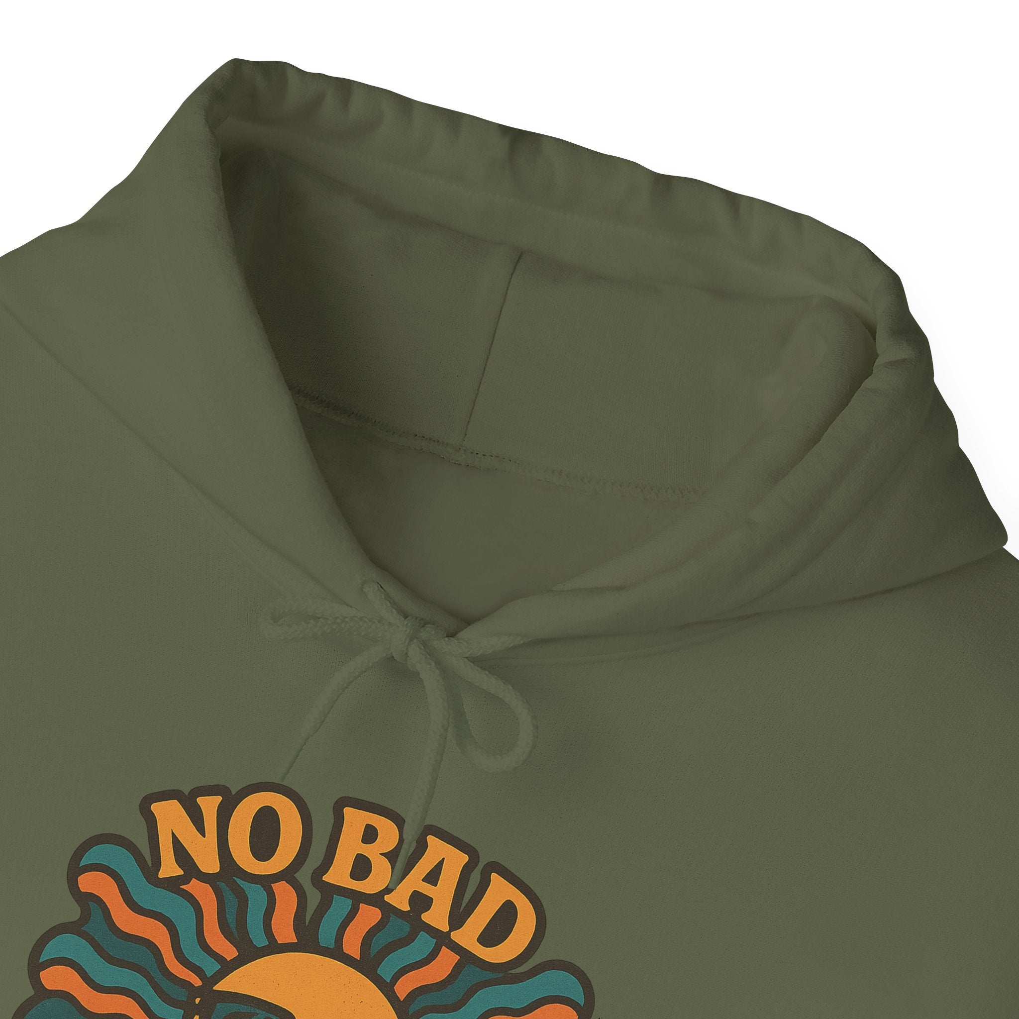 No Bad Vibes Hoodie – Unisex Pullover Sweatshirt, Cozy Positive Energy Hoodie, Retro Smiley Face, Chillwear Gift for Friends