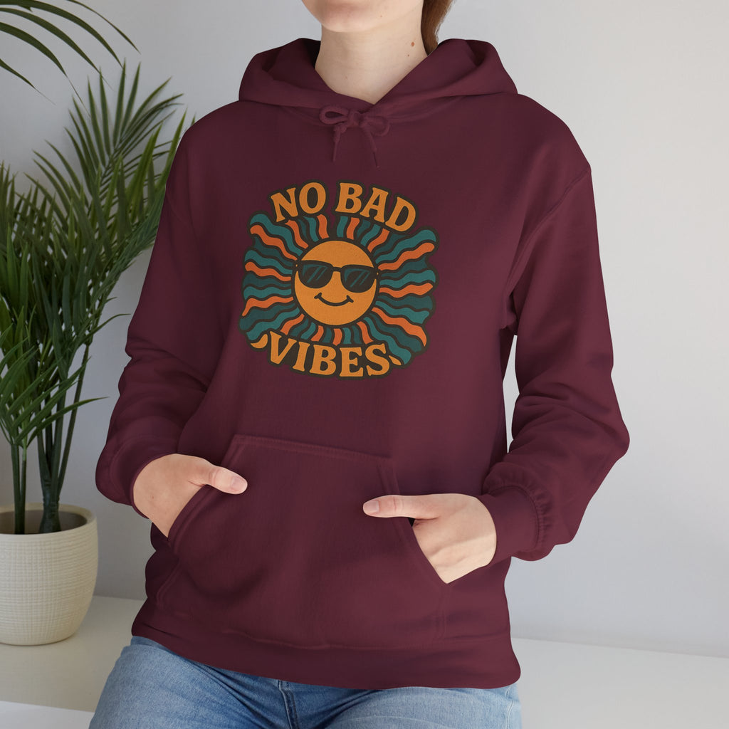 No Bad Vibes Hoodie – Unisex Pullover Sweatshirt, Cozy Positive Energy Hoodie, Retro Smiley Face, Chillwear Gift for Friends