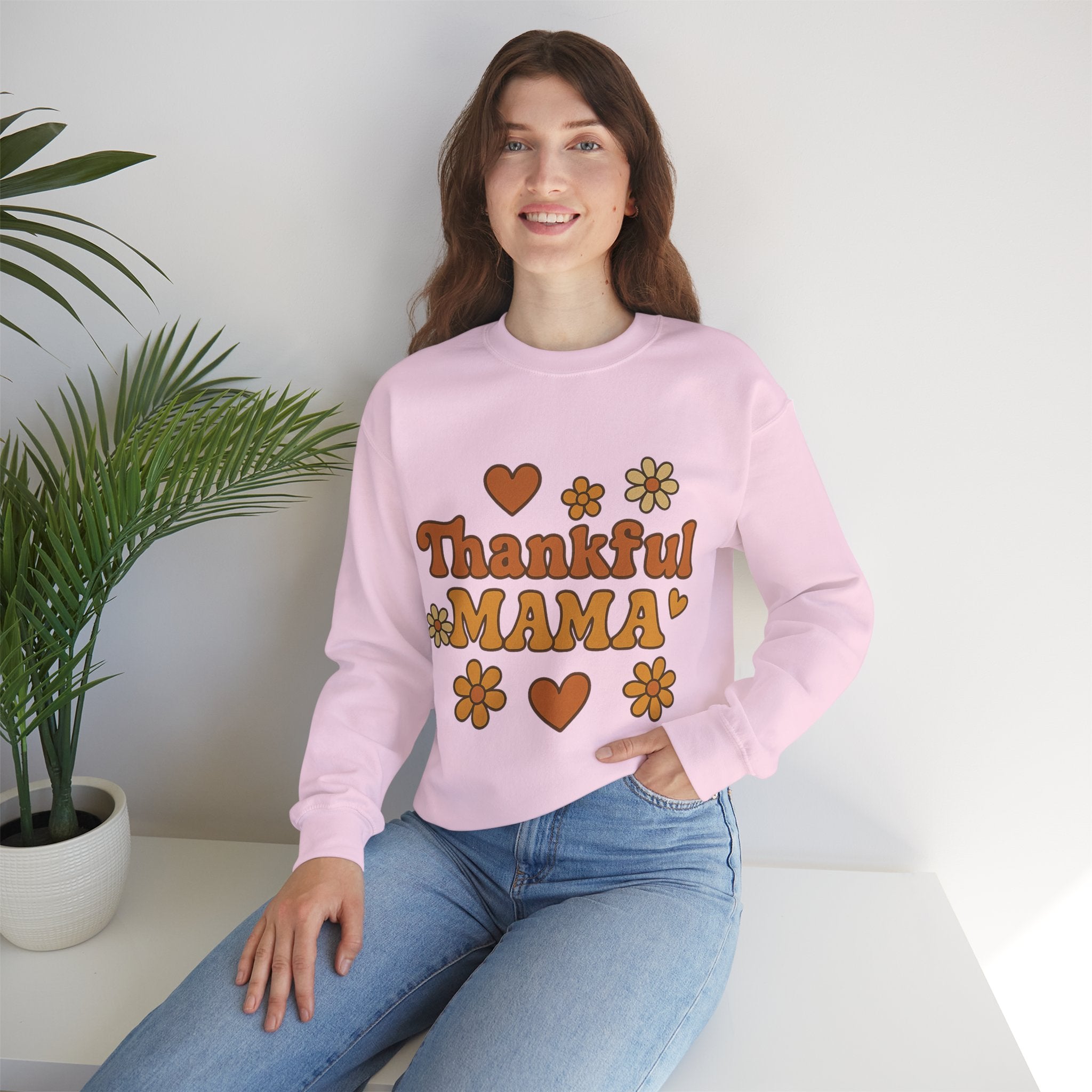 Thankful Mama Crewneck Sweatshirt | Cozy Gift for Moms, Fall Fashion, Family Gatherings, Gratitude Sweater, Thanksgiving Outfit