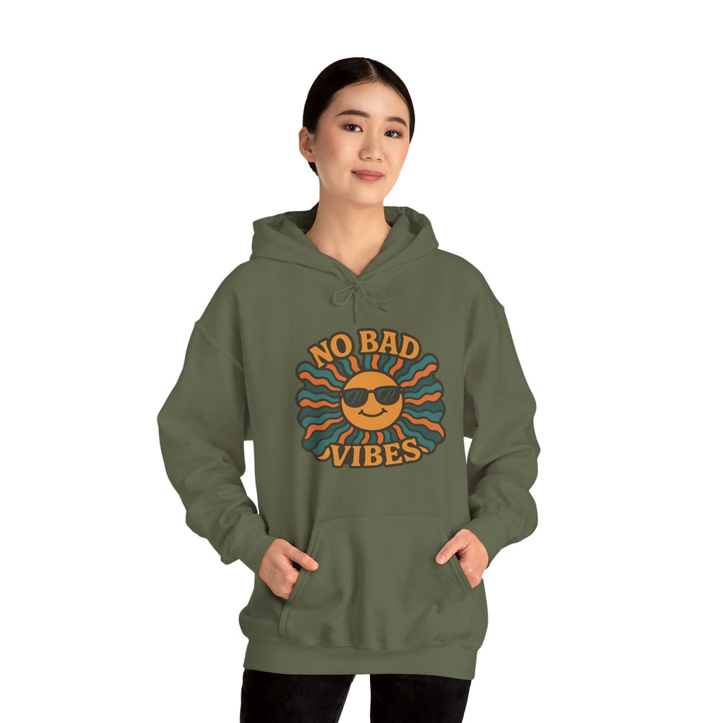 No Bad Vibes Hoodie – Unisex Pullover Sweatshirt, Cozy Positive Energy Hoodie, Retro Smiley Face, Chillwear Gift for Friends