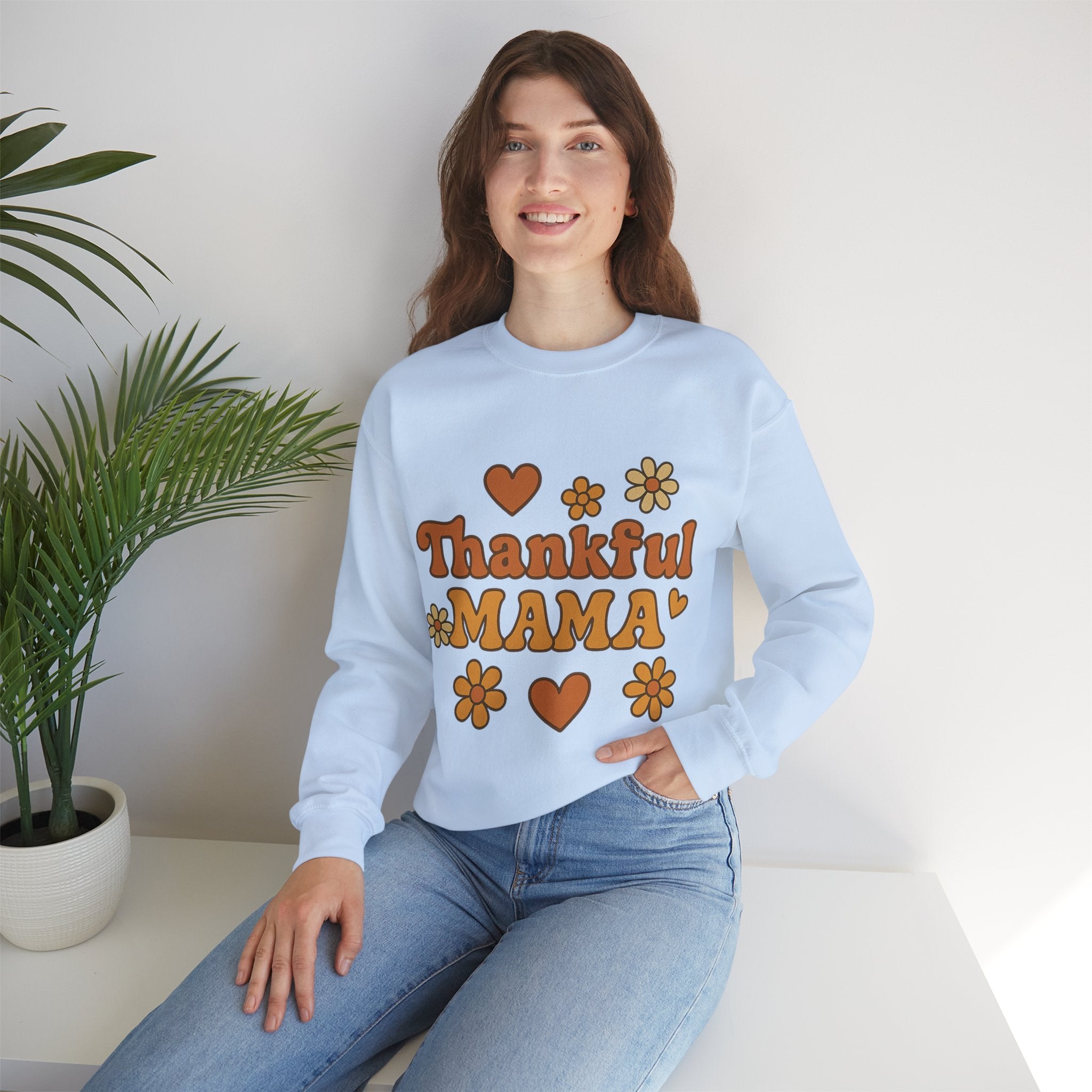 Thankful Mama Crewneck Sweatshirt | Cozy Gift for Moms, Fall Fashion, Family Gatherings, Gratitude Sweater, Thanksgiving Outfit