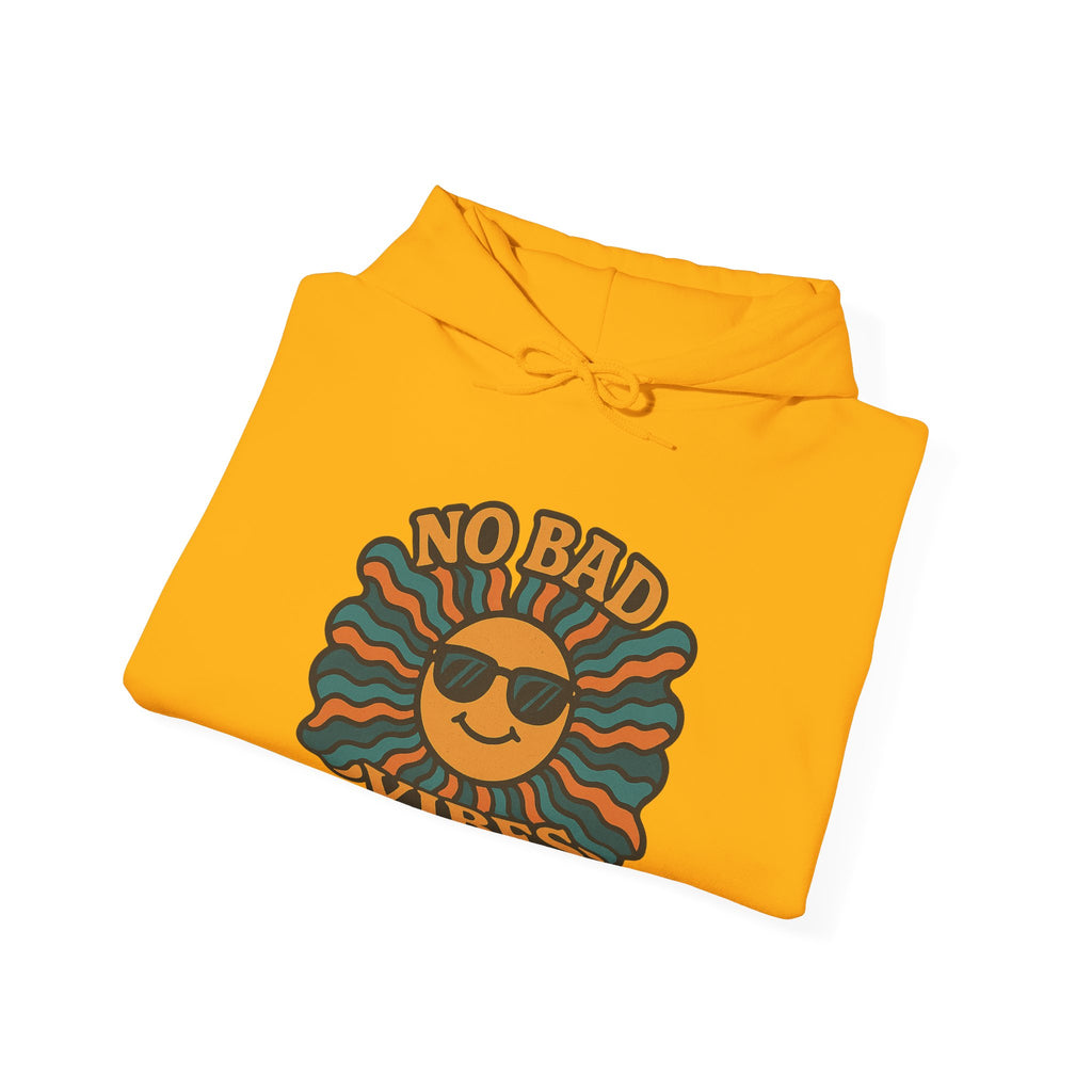 No Bad Vibes Hoodie – Unisex Pullover Sweatshirt, Cozy Positive Energy Hoodie, Retro Smiley Face, Chillwear Gift for Friends