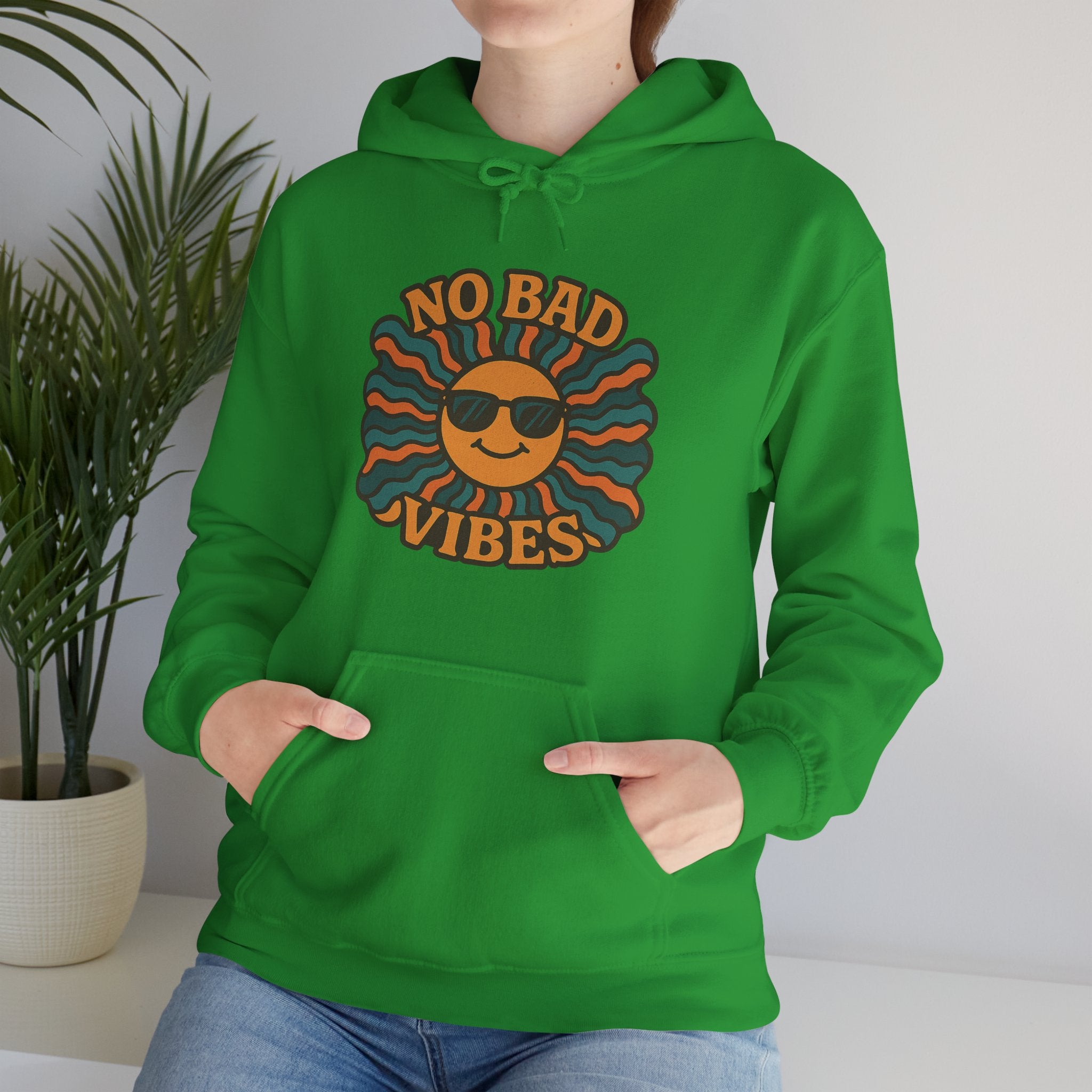 No Bad Vibes Hoodie – Unisex Pullover Sweatshirt, Cozy Positive Energy Hoodie, Retro Smiley Face, Chillwear Gift for Friends