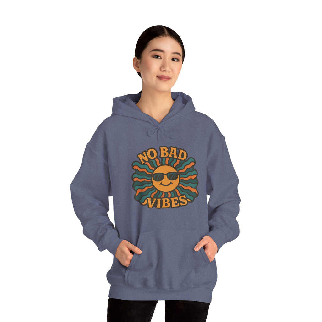 No Bad Vibes Hoodie – Unisex Pullover Sweatshirt, Cozy Positive Energy Hoodie, Retro Smiley Face, Chillwear Gift for Friends
