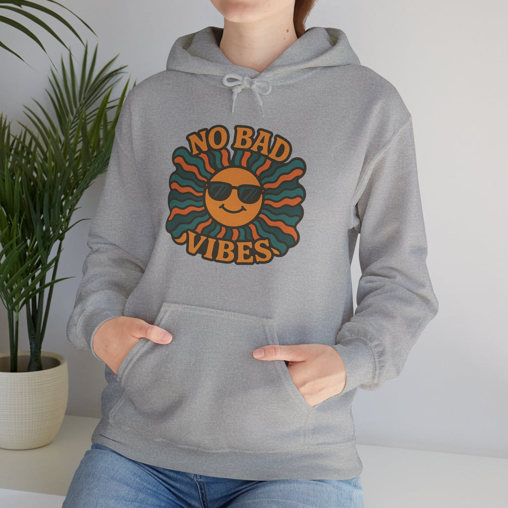 No Bad Vibes Hoodie – Unisex Pullover Sweatshirt, Cozy Positive Energy Hoodie, Retro Smiley Face, Chillwear Gift for Friends